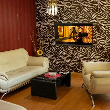 Megy's Next To Ndk Апартаменты