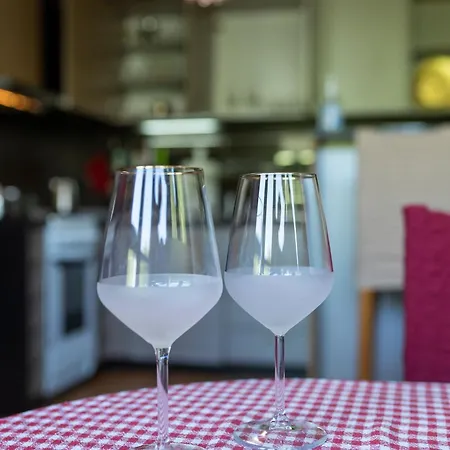 公寓 Megy's Next To Ndk *